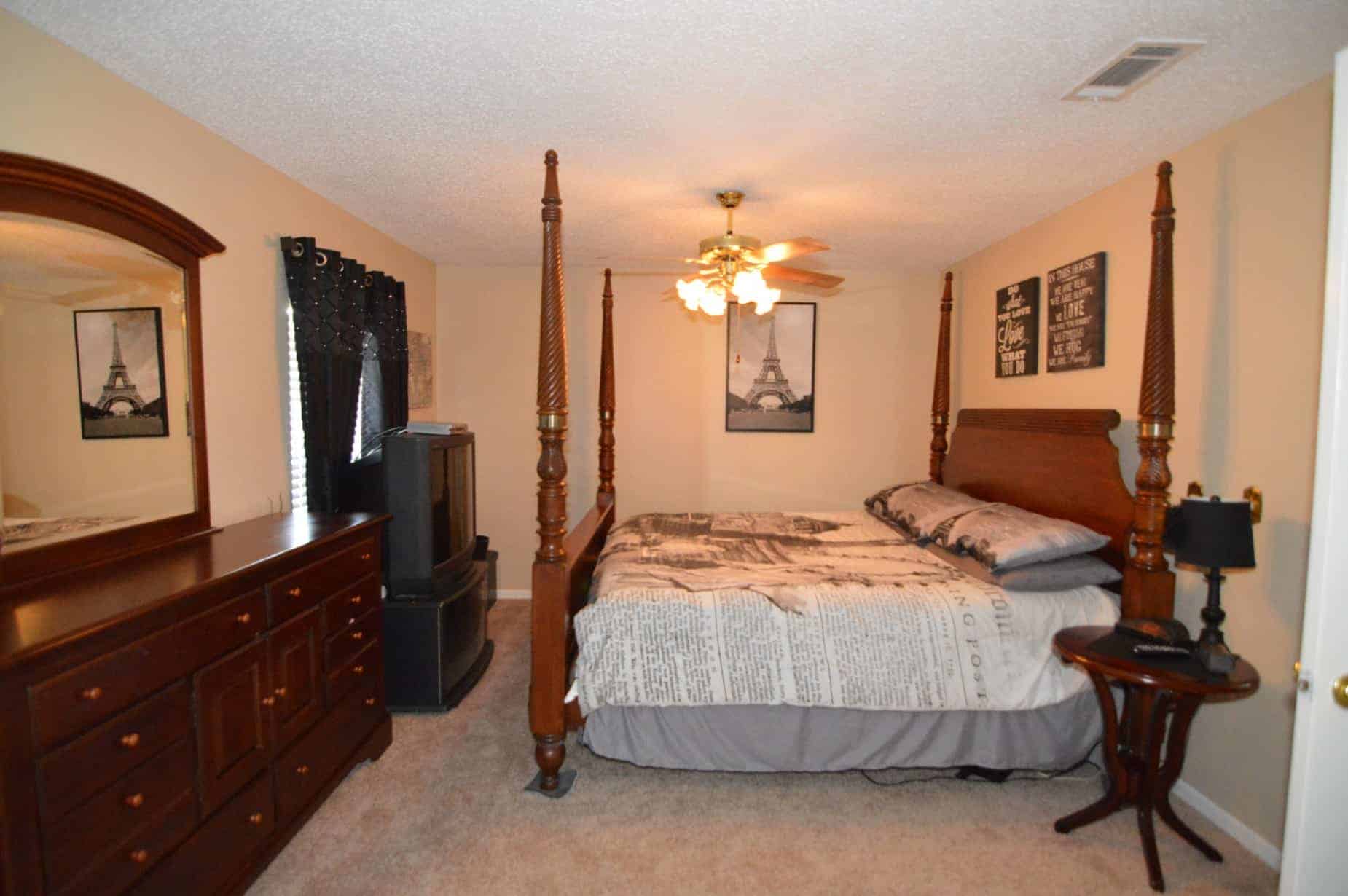 Master Bedroom of 12030 Yearling Dr, Houston, TX 77065