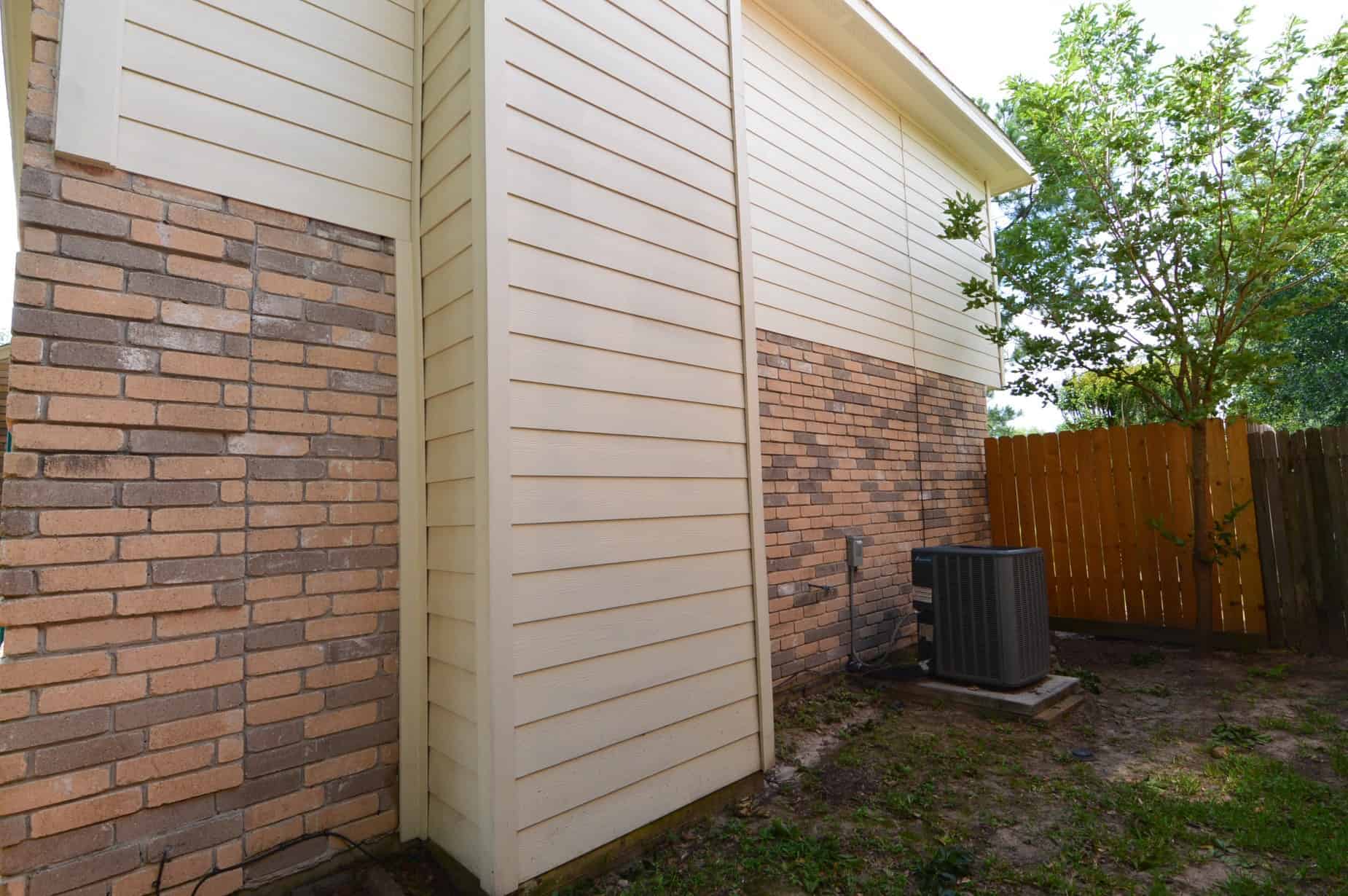 Side View of 12030 Yearling Dr, Houston, TX 77065