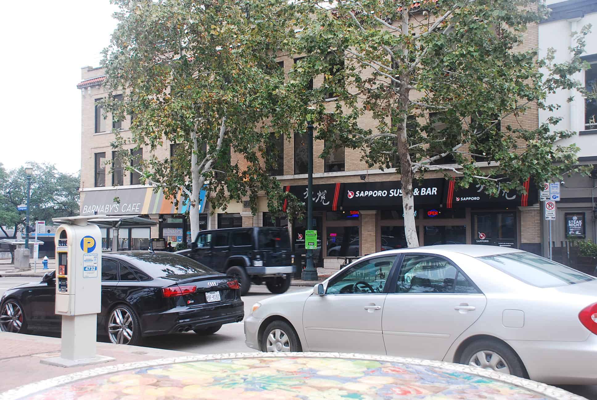 Restaurants adjacent to Market Square Park